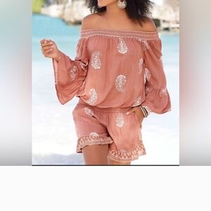 VENUS Off-Shoulder Paisley Romper - Pink